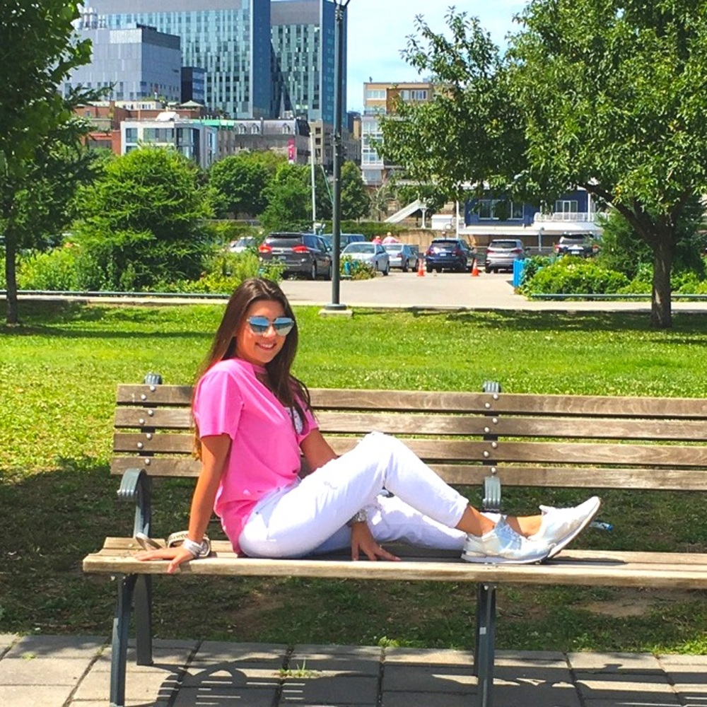 Meet your Posher, Stephanie